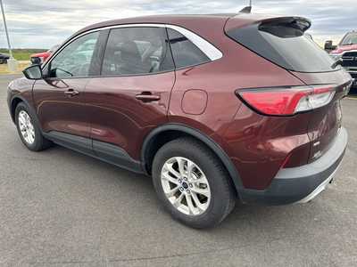 2021 Ford Escape, $21000. Photo 7