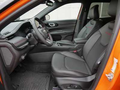 2026 Jeep Compass, $32179. Photo 6