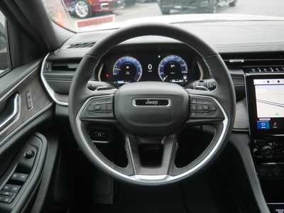 2025 Jeep Grand Cherokee, $47104. Photo 11