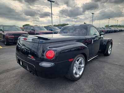 2005 Chevrolet SSR, $35000. Photo 2