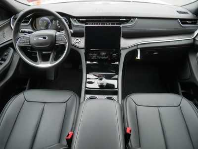 2025 Jeep Grand Cherokee, $44841. Photo 7