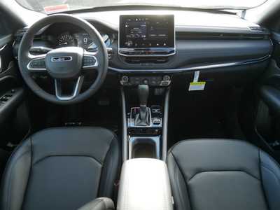 2026 Jeep Compass, $32585. Photo 9