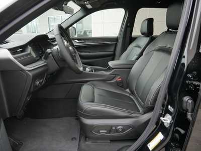 2025 Jeep Grand Cherokee, $42388. Photo 6