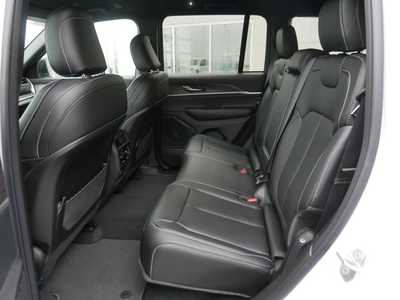 2025 Jeep Grand Cherokee, $44305. Photo 8