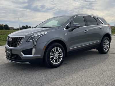 2020 Cadillac XT5, $24000. Photo 2
