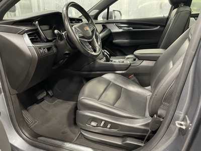 2020 Cadillac XT5, $24000. Photo 3