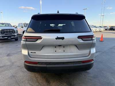 2024 Jeep Grand Cherokee L, $33500. Photo 5