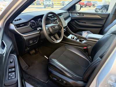 2024 Jeep Grand Cherokee L, $33500. Photo 7