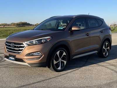 2017 Hyundai Tucson, $15000. Photo 2