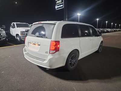 2018 Dodge Caravan, Grand, $8000. Photo 2