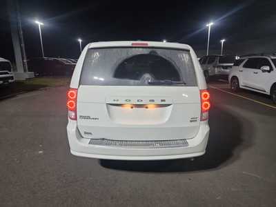 2018 Dodge Caravan, Grand, $8000. Photo 3