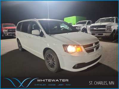 2018 Dodge Caravan, Grand, $8000. Photo 1