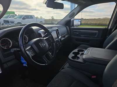 2017 RAM 2500 Crew Cab, $0. Photo 10