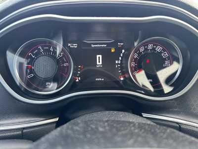 2017 Dodge Challenger, $18000. Photo 9
