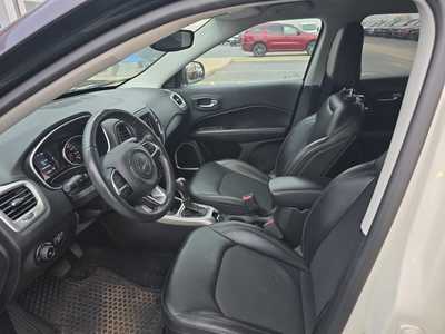 2019 Jeep Compass, $0. Photo 9