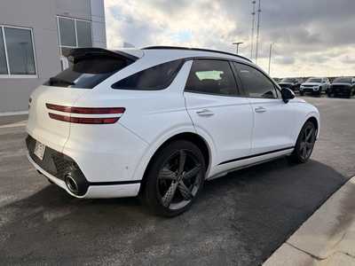 2023 Genesis GV70, $43000. Photo 12