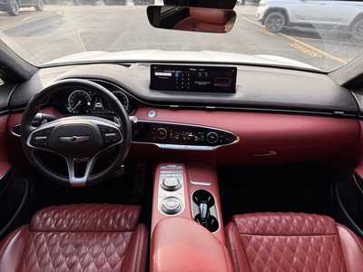 2023 Genesis GV70, $43000. Photo 4