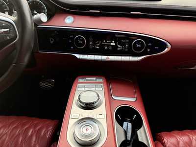 2023 Genesis GV70, $43000. Photo 7