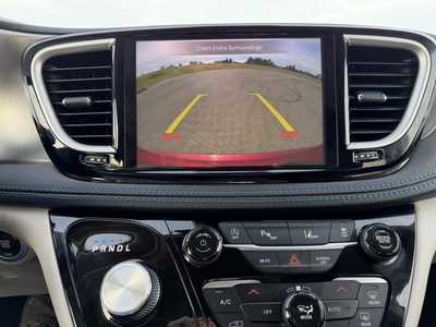 2021 Chrysler Pacifica, $29000. Photo 8