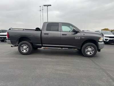2016 RAM 2500 Crew Cab, $28000. Photo 2
