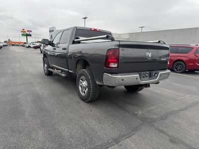 2016 RAM 2500 Crew Cab, $28000. Photo 5