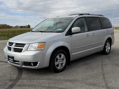 2010 Dodge Caravan, Grand, $12000. Photo 2