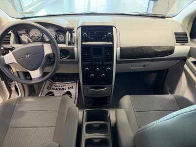 2010 Dodge Caravan, Grand, $12000. Photo 4