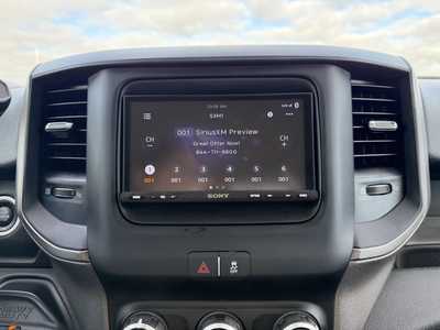 2019 RAM 3500 Crew Cab, $37500. Photo 5