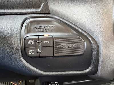 2019 RAM 3500 Crew Cab, $37500. Photo 8