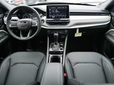 2026 Jeep Compass, $33148. Photo 8