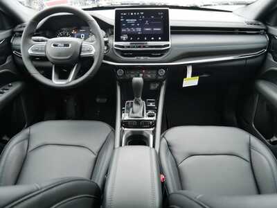 2026 Jeep Compass, $34984. Photo 8