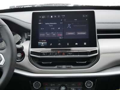 2026 Jeep Compass, $33148. Photo 9