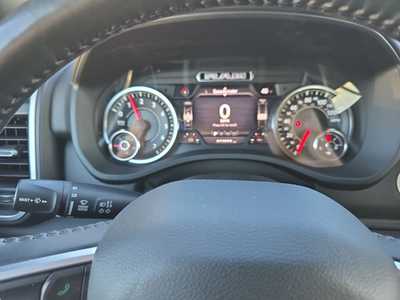 2021 RAM 1500 Crew Cab, $30000. Photo 5