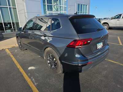 2024 Volkswagen Tiguan, $29000. Photo 7