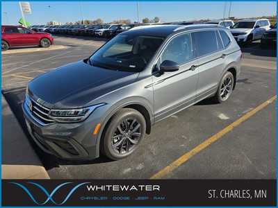 2024 Volkswagen Tiguan, $29000. Photo 1