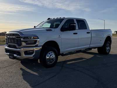 2025 RAM 3500 Crew Cab, $62800. Photo 2