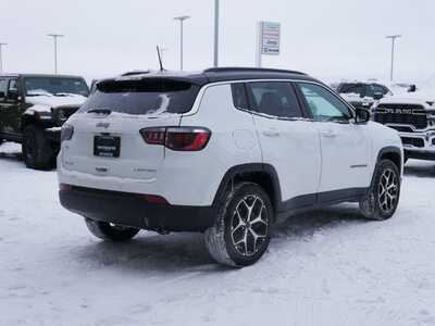 2026 Jeep Compass, $32600. Photo 2