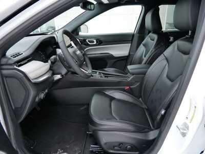 2026 Jeep Compass, $32600. Photo 6