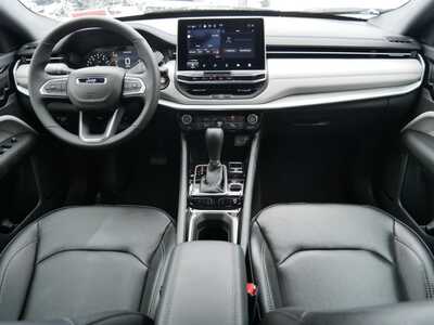 2026 Jeep Compass, $32600. Photo 9