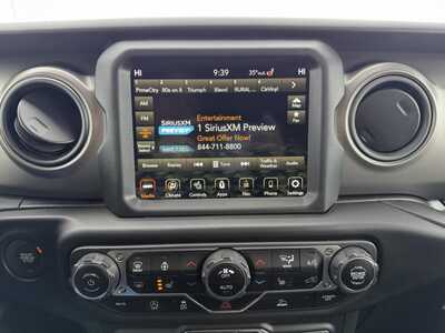 2022 Jeep Wrangler Unlimited, $31500. Photo 5