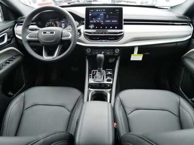 2026 Jeep Compass, $32600. Photo 9