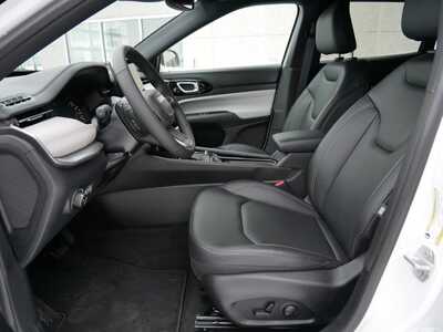 2026 Jeep Compass, $32600. Photo 6