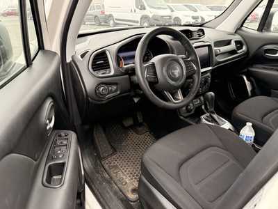 2022 Jeep Renegade, $20000. Photo 3