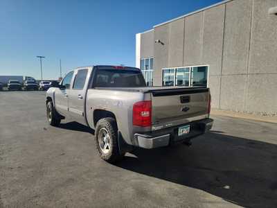 2013 Chevrolet 1500 Crew Cab, $10000. Photo 4