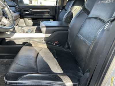 2022 RAM 2500 Crew Cab, $47000. Photo 4