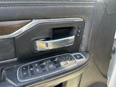 2022 RAM 2500 Crew Cab, $47000. Photo 5