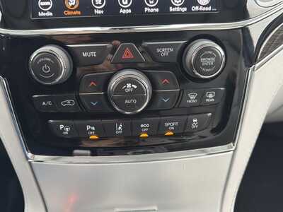 2020 Jeep Grand Cherokee, $28000. Photo 11