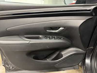 2023 Hyundai Tucson, $18000. Photo 11