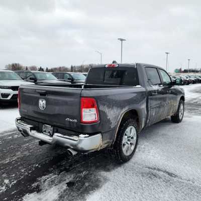 2021 RAM 1500 Crew Cab, $30000. Photo 5
