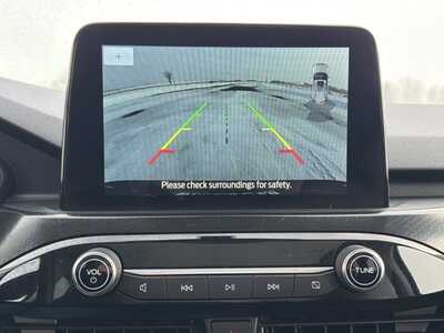 2022 Ford Escape, $22000. Photo 9